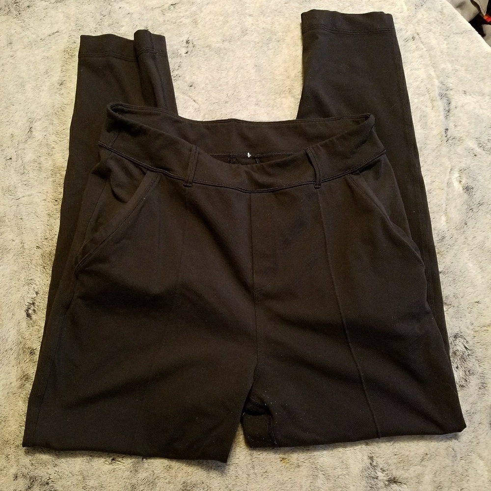 Lululemon leggings Dress Pants size 6